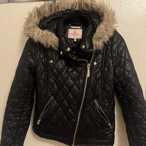 juicy couture black quilted puffer jacket with faux fur trim hood 💋